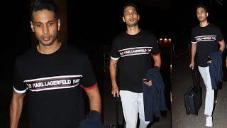 Singer Arjun Kanungo Spotted At Mumbai Airport