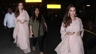Simple Yet Beautiful Dia Mirza Spotted At Mumbai Airport