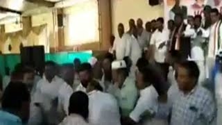 Party Workers Fight In Anjan Kumar Jalsa At Secunderabad | Fight At Party Workers |