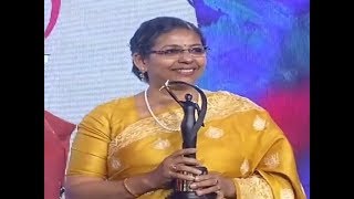 GIC India CMD Alice G. Vaidyan wins ETPrime 'Woman CEO of the Year' award | ETPWLA 2019