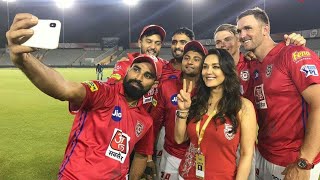 Watch Preity Zinta & Kings Eleven Punjab Members Celebrating Victory Against Delhi Capitals | KXIP