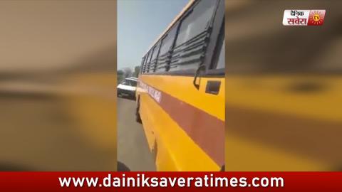 निजी School की लापरवाही आई सामने, School Bus Drive कर रहे बच्चे की Video हुई Viral