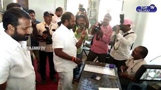 Excise Minister Srinivas Goud Casting Vote | Telangana MP Elections | Exit Polls 2019 |