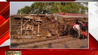 Howrah-New Delhi Poorva Express derails near Kanpur, 20 injured