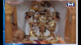Dakor: Large numbers of Devotees visited Ranchhodraiji Temple on Holi | Mantavya News
