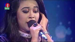 সন্ধ্যা বেলায় তুমি আমি বসে আছি দুজনে | Oyshee | New Bangla Song | 2018 | Full HD