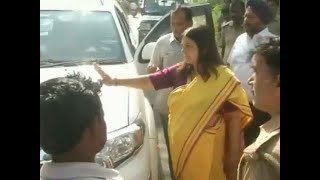 Gathbandhan candidate confronts Maneka Gandhi in Sultanpur