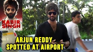 Arjun Reddy Star Vijay Devarakonda Spotted In Mumbai