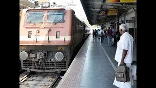 DMK opposes railway circular, tells station masters to communicate in English or Hindi