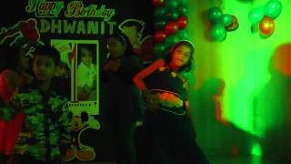 Girls-Boy Funny Dance With Honey Singh Song-Dhwanit Birthday Party