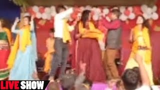 Live Dance - बहँगिया हिलोर मारता - Nisha Updhayaya - Bhojpuri Stage Show 2018