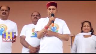 21 JUNE N 1 Former CM Prem Kumar Dhumal at Sujanpur celebrated Yoga Day with hundreds of students