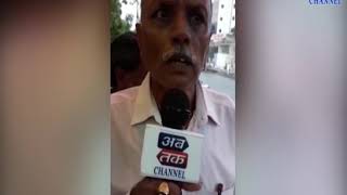 Bhavnagar | Gas rickshaw Trapped with  filled gas bottles | ABTAK MEDIA