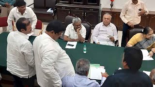 Karnataka political crisis: Rebel MLAs move Supreme Court against Speaker's decision