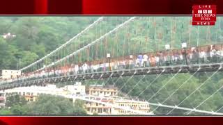 Uttar Pradesh news खतरनाक लक्ष्मणझूला पुल पर आवाजाही पूरी तरह से बंद