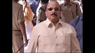 Karnataka: SIT detains MLA Roshan Baig at airport in IMA case