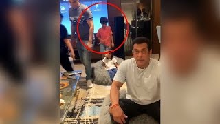 Salman Khan Playing With His NEPHEW AHIL AND YOHAN Will Melt Your Heart