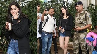 Gorgeous Ananya Panday Return Mumbai From Pati Patni Aur Woh Shooting In Lucknow