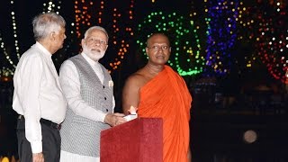 PM Narendra Modi visits Gangaramaya buddhist Temple in Colombo,  Sri Lanka | PMO