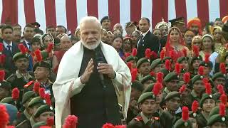 PM Modi interacts with NCC cadets, NSS Volunteers and Tableaux Artist | PMO