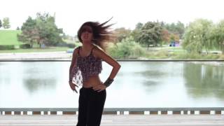 Girl dance on punjabi song