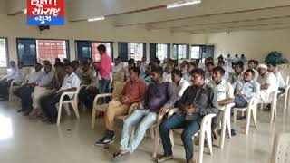 થરાદ-APMC ખાતે કિશાન માલધાન યોજના વિષે માહિતી અપાય
