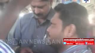 Aurnagabad : रेल्वे मध्ये चक्कर आलेल्या  प्रवाश्याला  पुरविली  तात्काळ सुविधा