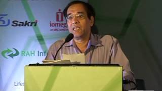 Dr.Gulshan Rai, Director General,I-CERT, GOI  On Star Nite Award 2012