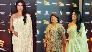 Priyanka Chopra With Mother At Indian Sports Honours 2019 Awards