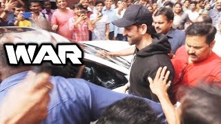 Hrithik Roshan Visits Gaiety Galaxy For WAR Reaction | Fans Go Crazy