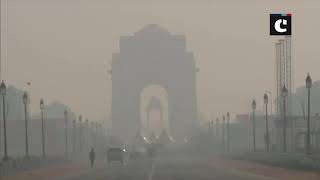 Layer of smog envelopes Delhi after air quality deteriorates