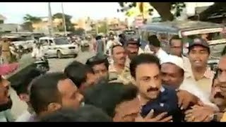 Imtiyaz Jaleel Aur AIMIM Workers Par NCP Ka Attack While Polling In Aurangabad | @ SACH NEWS |