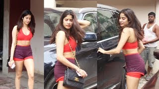 Janhvi Kapoor Spotted At Pilates Gym Khar - Watch Video
