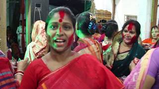 দুর্গা পূজায় বৌদিরা সিঁদুর খেলায় মেতেছে একে অপরকে রাঙ্গিয়ে দিলো ||Bd Films World ||