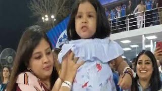 Cutie Ziva Dhoni Cheers her Papa Ms Dhoni in IPL