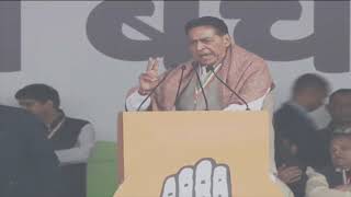 Subhash Chopra addresses the public at the Bharat Bachao Rally on the BJP's incompetence