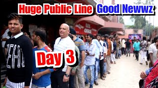 Good Newwz Second Show Huge Line On Day 3 At Gaiety Galaxy Theatre In Mumbai