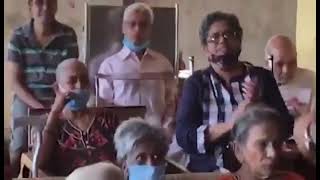 #watch video:ओल्ड एज होम में संगीत से ख़ुशियाँ बिखेर रहे हैं:गायक अभिजीत घोषाल