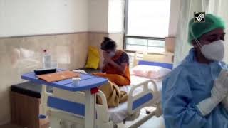 COVID Patients Offer Prayers At Ahmedabad Hospital | Catch News