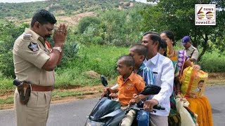 photo of a policeman pleading with repeat traffic offender goes viral on internet