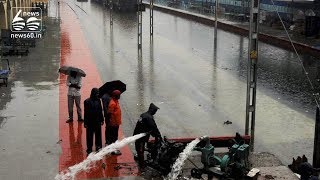 Heavy rains bring Chennai to a halt; schools, colleges remain closed