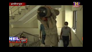 हमीरपुर के सांसद एवं केन्द्रीय वित राज्य मंत्री अनुराग ठाकुर ने आक्सीजन सिलेंडर भिजवाए