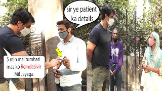 Real Hero Sonu Sood on Spot Help to Poor people Who are waiting Outside His Building