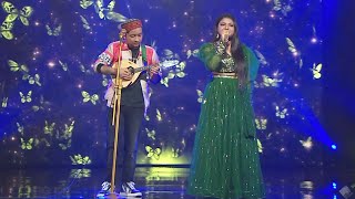Pawandeep Aur Arunita Ka ROMANTIC Performance, Pawandeep Ne Bajaya Mandolin | Indian Idol 12