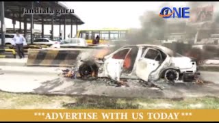 जंडियाला गुरु toll plaza पर चलती mercedes car जलकर राख