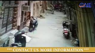 jal जालंधर : बस्ती शेख में हुई लड़ाई का CCTV VIDEO हो रहा है VIRAL ( आप भी देखे पूरा वीडियो )