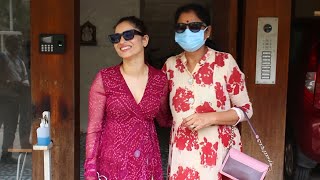 Apni Mom Ke Sath Dikhi Ankita Lokhande, Spotted Outside  Kamal Jain’s Office Juhu