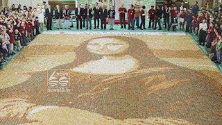Monalisa painting 24000 ricre crackers