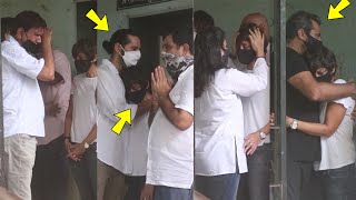 ????Painful! Bollywood Stars and friends consoles crying mandira bedi | Mandira Bedi Husband Demise