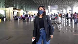 Radhika Apte Spotted At Mumbai Airport